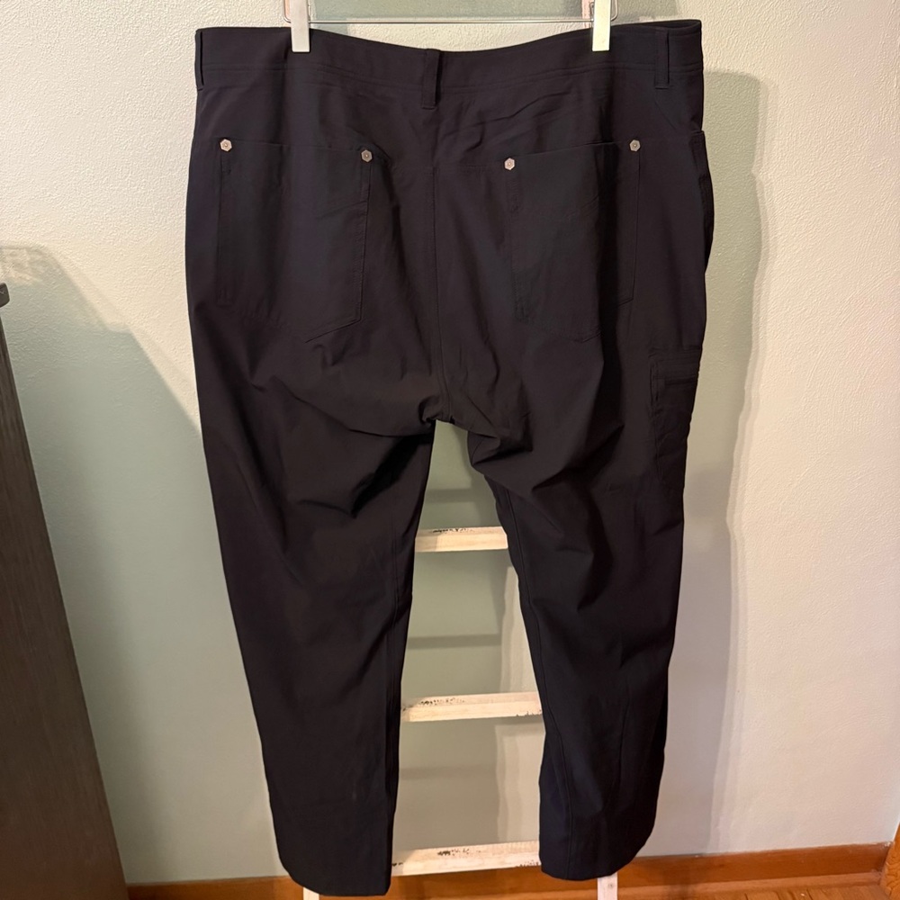 NWT Mountain Hardwear Yumalino Fleece Lined Pants Size 40 Men UPF 50 - Picture 7 of 10